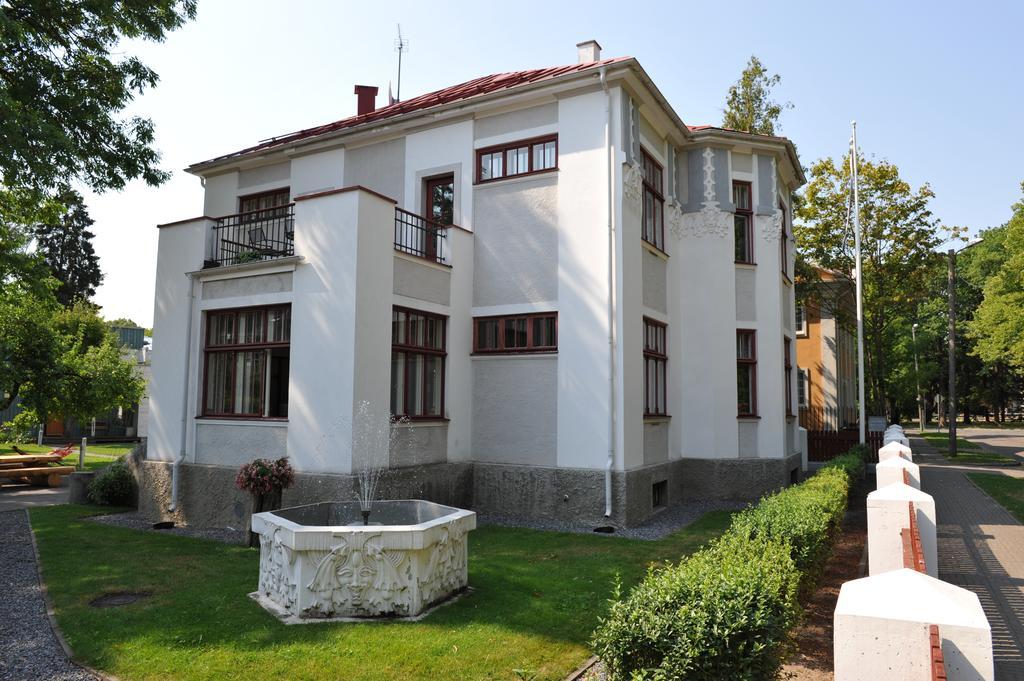 Villa Meri Apartments Parnu Ngoại thất bức ảnh