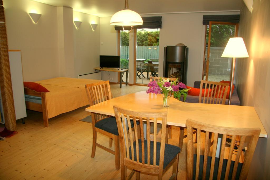 Villa Meri Apartments Parnu Ngoại thất bức ảnh